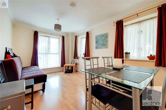 2 Bedroom Flat To Rent In Caernarvon House, Audley Drive, London, E16
