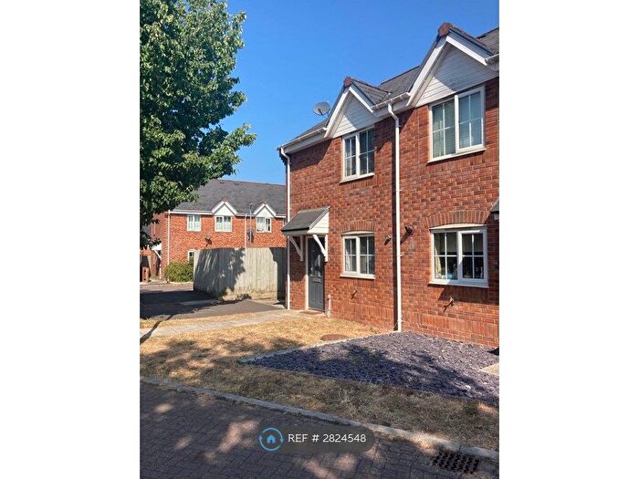2 Bedroom Semi-Detached House To Rent In Mulberry Close, Taunton, TA1
