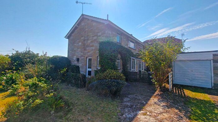 3 Bedroom Detached House For Sale In Fairhaven Close, Bembridge, Isle Of Wight, PO35
