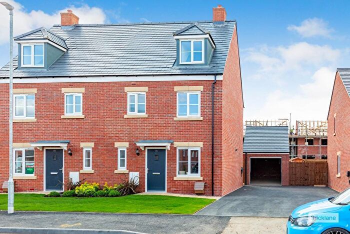 4 Bedroom Semi-Detached House To Rent In Sika Avenue, Rothwell, Kettering, Northants, NN14