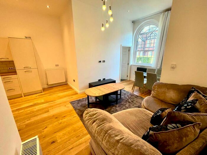 1 Bedroom Apartment To Rent In Keppel Road, Chorlton, M21