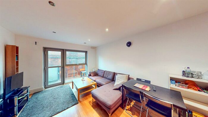 2 Bedroom Apartment To Rent In The Lock, Whitworth Street West, Manchester, M1