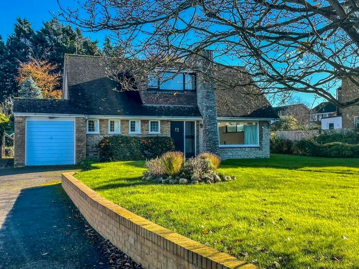 3 Bedroom Detached House For Sale In Primrose Lane, Bredgar, Sittingbourne, ME9