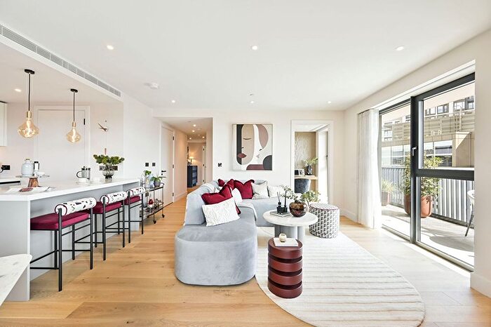 2 Bedroom Flat For Sale In White City Living, White City, W12