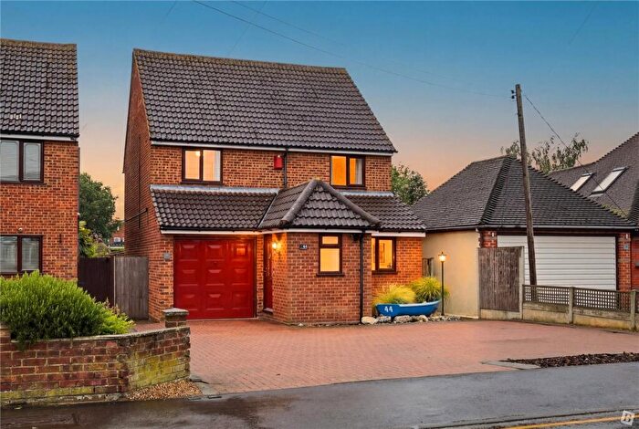 4 Bedroom Detached House For Sale In Hullbridge Road, South Woodham Ferrers, Chelmsford, Essex, CM3