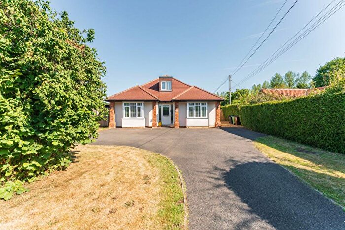 5 Bedroom Detached Bungalow For Sale In Chapel Street, Barford, NR9