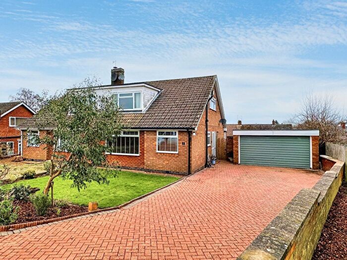 3 Bedroom Semi-Detached House For Sale In Rectory Close, Crick, NN6