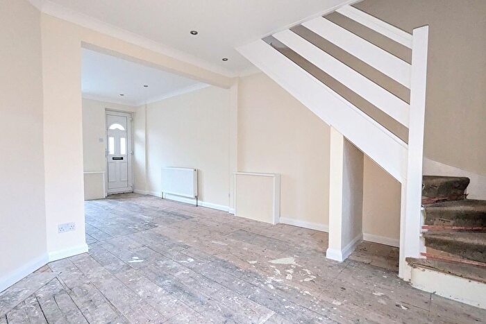 2 Bedroom Terraced House For Sale In Anns Hill Road, Gosport, PO12