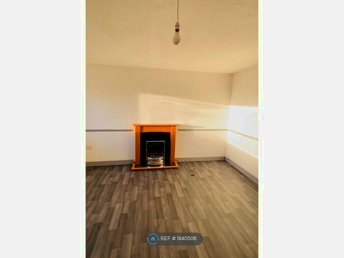 4 Bedroom Terraced House To Rent In Steel Street, Barrow-In-Furness, LA14