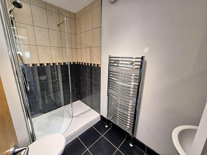 4 Bedroom Terraced House To Rent In Granby Terrace, Leeds, LS6
