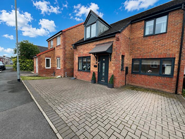 3 Bedroom Detached House For Sale In Rawlinson Close, Chilton, Ferryhill, DL17