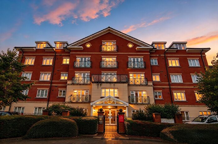 2 Bedroom Flat For Sale In Chastleton Road, Priory Manor Chastleton Road, SN25