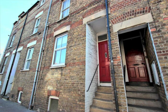 2 Bedroom Property To Rent In Cowley Road, Oxford, OX4