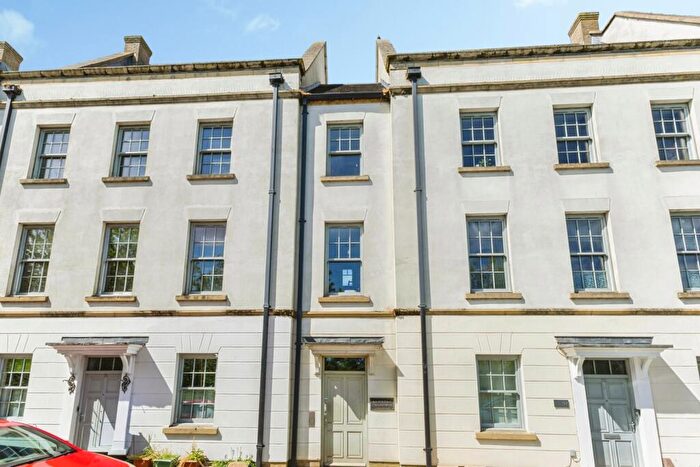 2 Bedroom Flat For Sale In Clickers Drive, Northampton, Northamptonshire, NN5