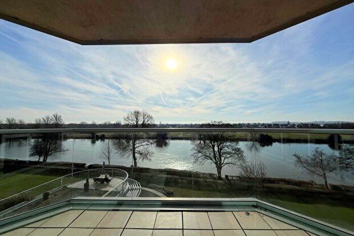 3 Bedroom Flat To Rent In River Crescent, Nottingham, NG2