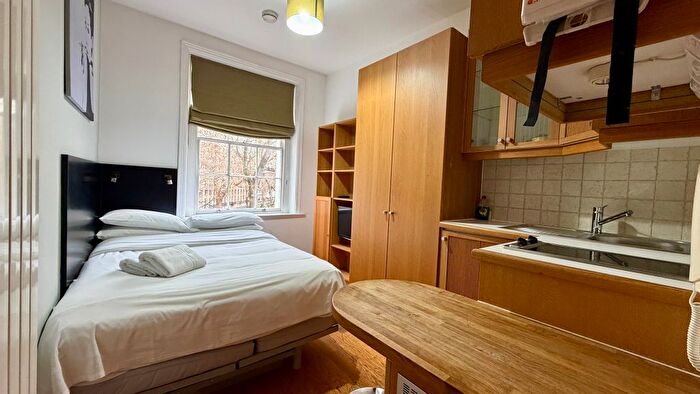 Studio To Rent In Cartwright Gardens, London, WC1H