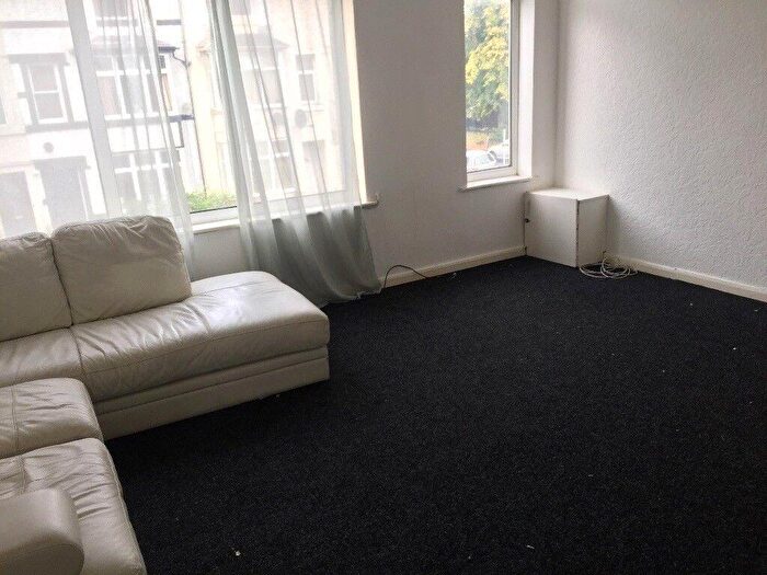 3 Bedroom Flat To Rent In Clarendon Road, Manchester, M16