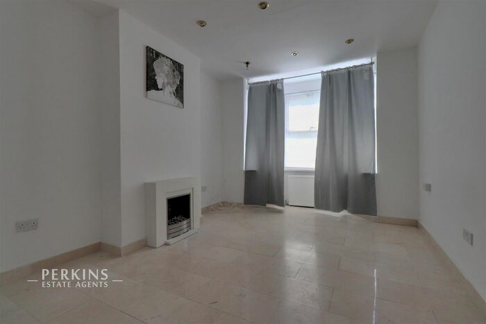 4 Bedroom End Of Terrace House To Rent In Whitchurch Lane, Canons Park, Edgware, HA8