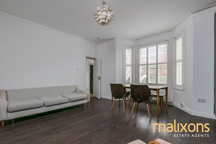 1 Bedroom Property For Sale In Trinity Road, London, SW17