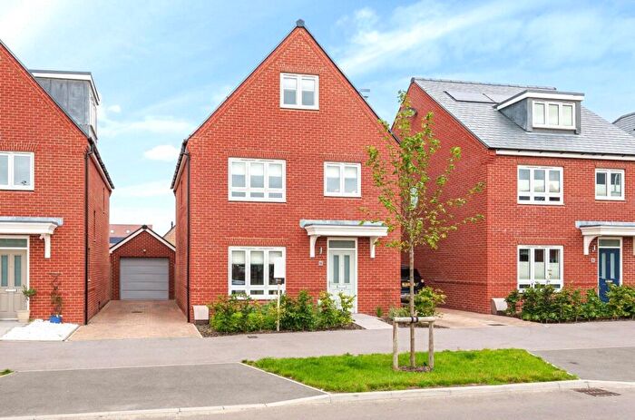 5 Bedroom Detached House To Rent In Pembers Farm Avenue, Fair Oak, Eastleigh, Hampshire, SO50