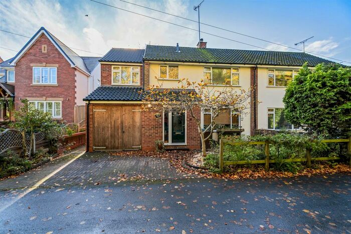 4 Bedroom Semi-Detached House To Rent In Butchers Road, Hampton-In-Arden, Solihull, B92