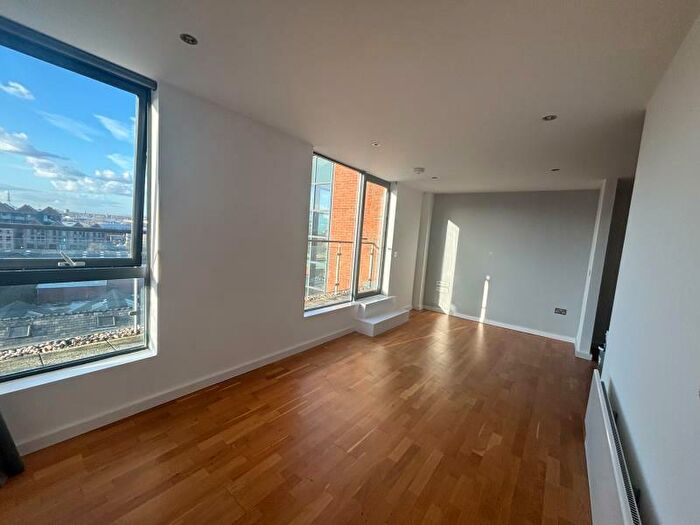 1 Bedroom Apartment To Rent In Apt . :: Flint Glass Wharf, M4