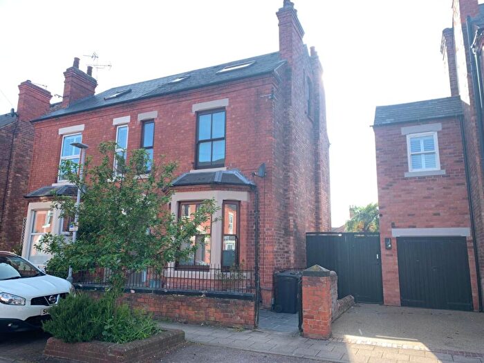4 Bedroom House To Rent In Stratford Road, West Bridgford, NG2