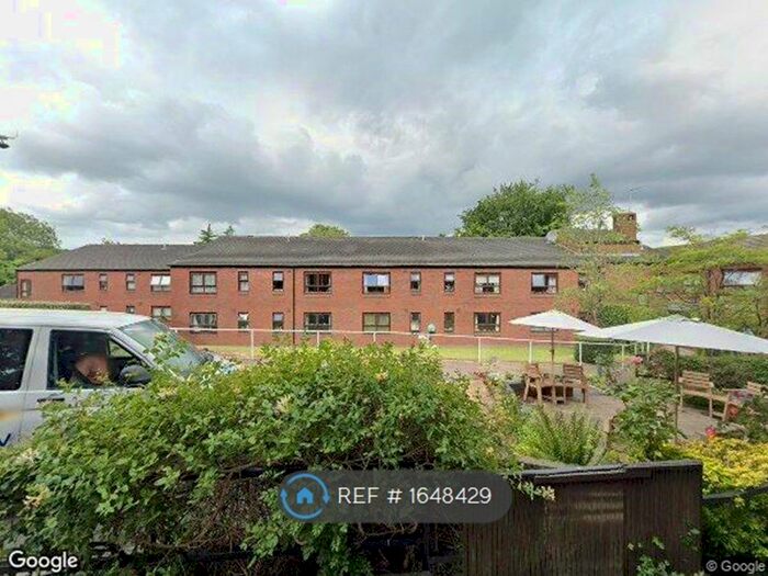 Studio To Rent In Beaumaris Court, Newcastle-Under-Lyme, ST5