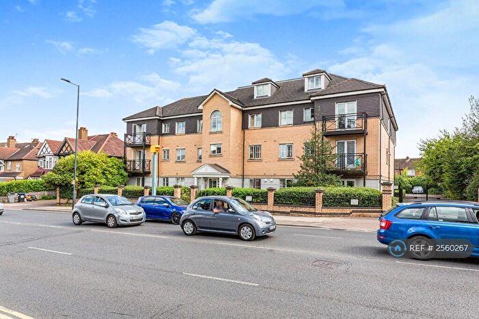 3 Bedroom Flat To Rent In Bowles Court, Harrow, HA3