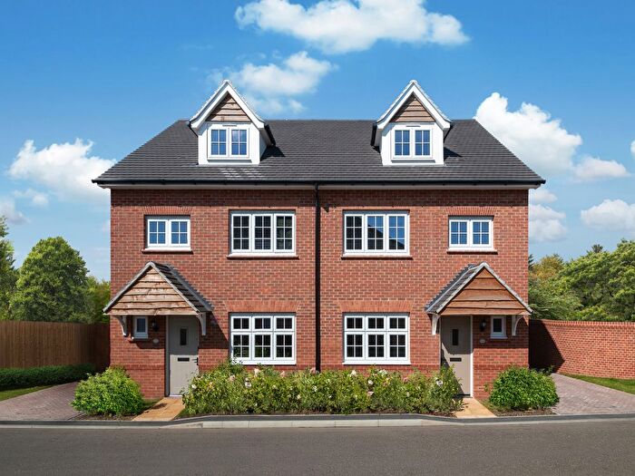 4 Bedroom Semi-Detached House For Sale In "Grantham" At Kiln Way, Gillingham, SP8