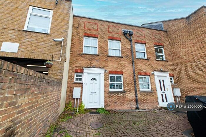 4 Bedroom Terraced House To Rent In Friary Road, London, SE15