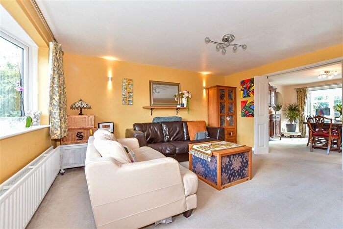 4 Bedroom Detached House For Sale In Oliver Road, Staplehurst, Tonbridge, Kent, TN12