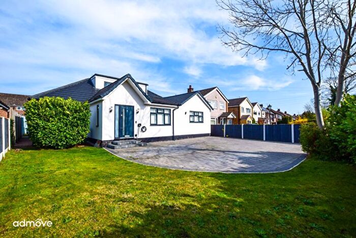 4 Bedroom Detached House For Sale In Rushgreen Road, Lymm, WA13