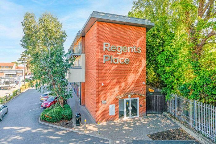 1 Bedroom Flat To Rent In Hersham Road, Walton-On-Thames, KT12