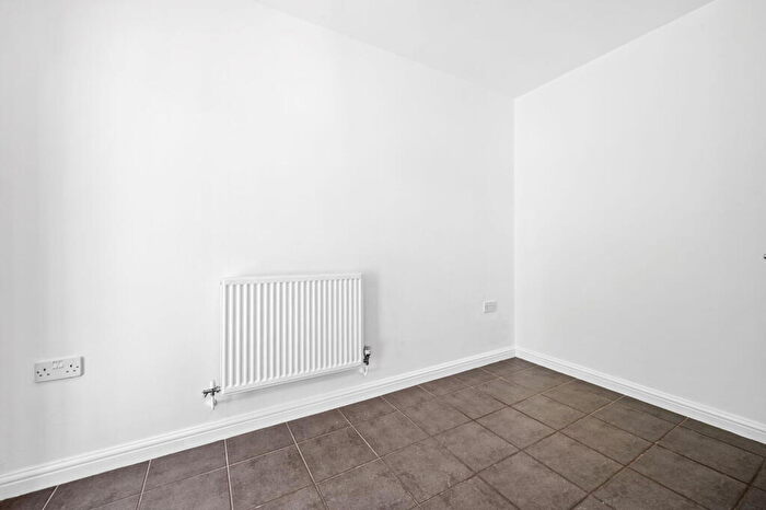 2 Bedroom Semi-Detached House For Sale In Traynor Close, Middleton, Manchester, M24