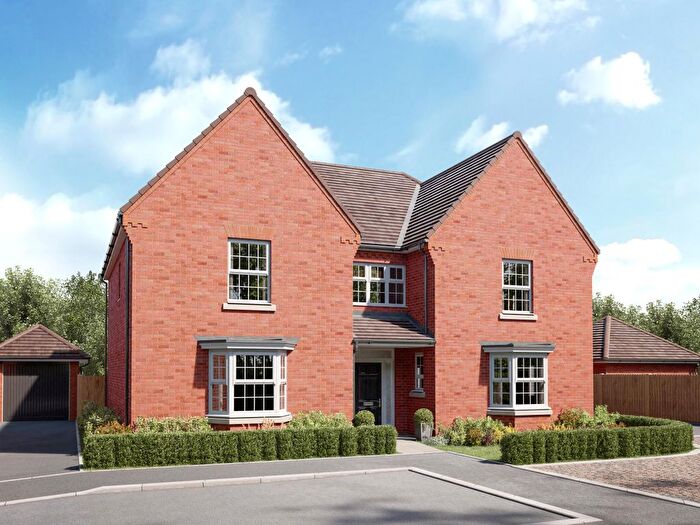 5 Bedroom Detached House For Sale In Donnington Heights, Newbury, RG14