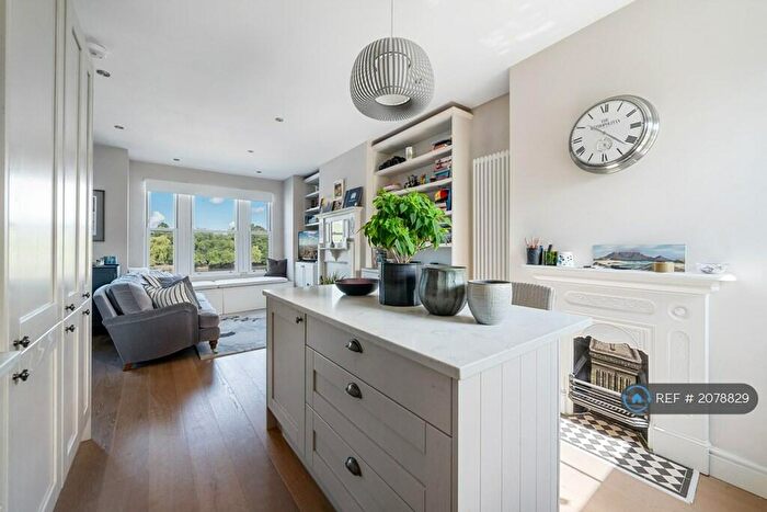 3 Bedroom Maisonette To Rent In Lonsdale Road, London, SW13