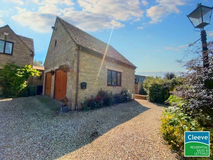 1 Bedroom Flat To Rent In Church Lane, GL54