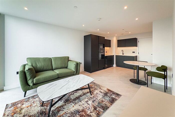 1 Bedroom Apartment To Rent In Vista River Tower, M3