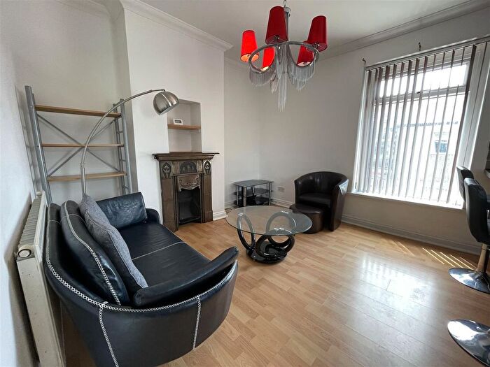 2 Bedroom Flat To Rent In Letty Street, Cathays, Cardiff, CF24