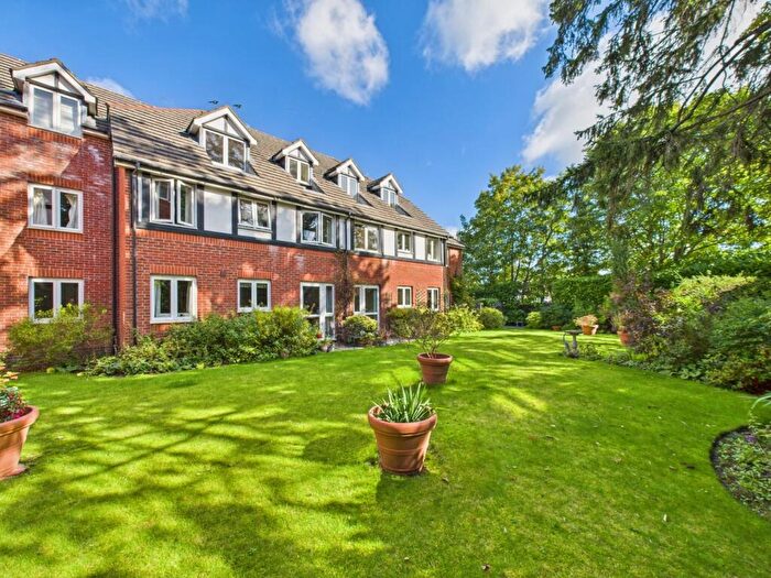 1 Bedroom Apartment For Sale In Chesham Road, Amersham, Bucks, HP6