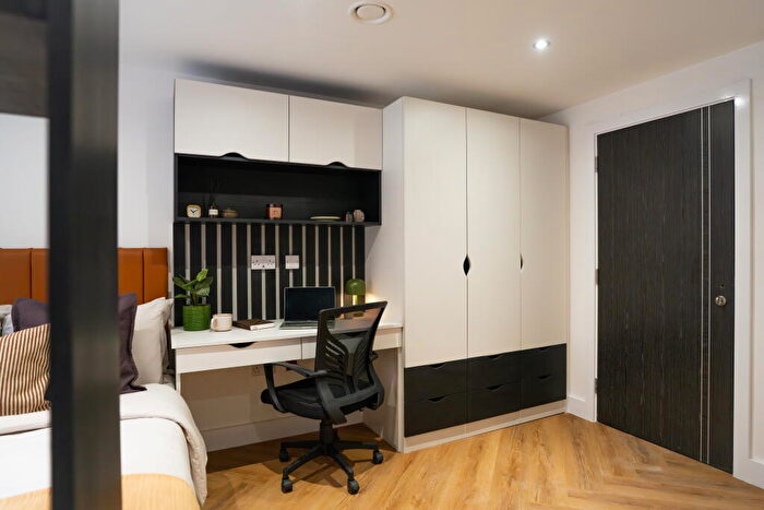Studio To Rent In Apt, Nova Residence #, LE1