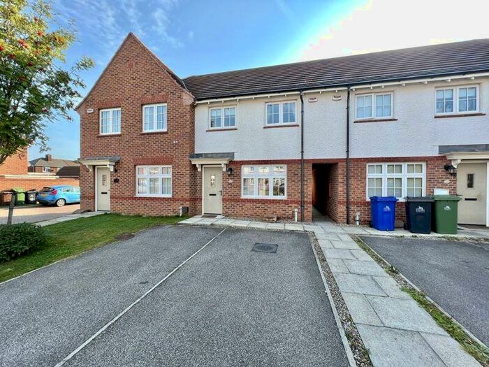 3 Bedroom Terraced House To Rent In Sheldon Road, Grimsby, DN33