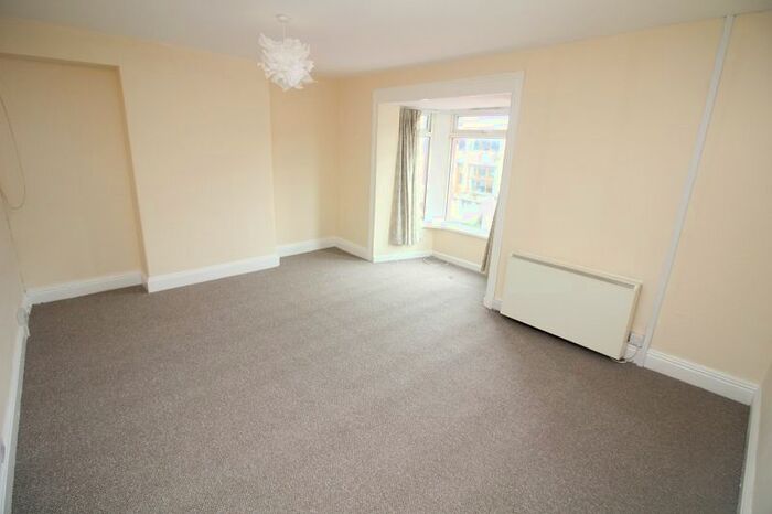 1 Bedroom Flat To Rent In Flat 2, 4 Marble Hall Road, Milford Haven, Pembrokeshire. SA73