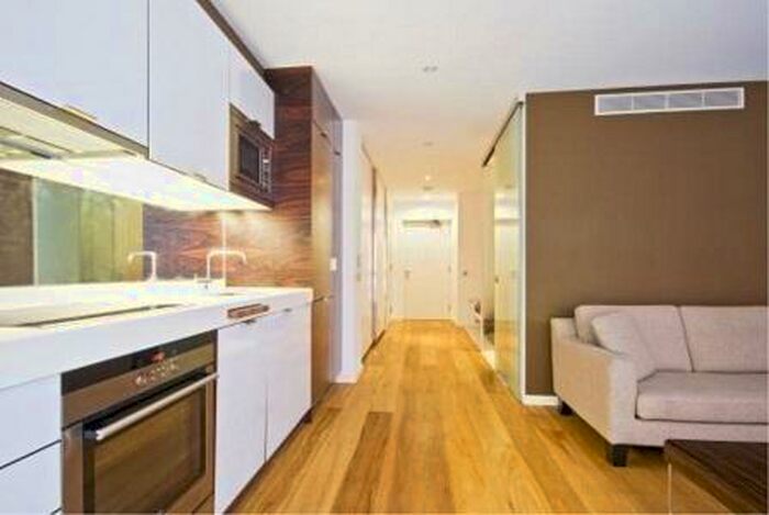 Studio To Rent In Ontario Tower, Fairmount Avenue, Blackwall, Canary Wharf, London, E14