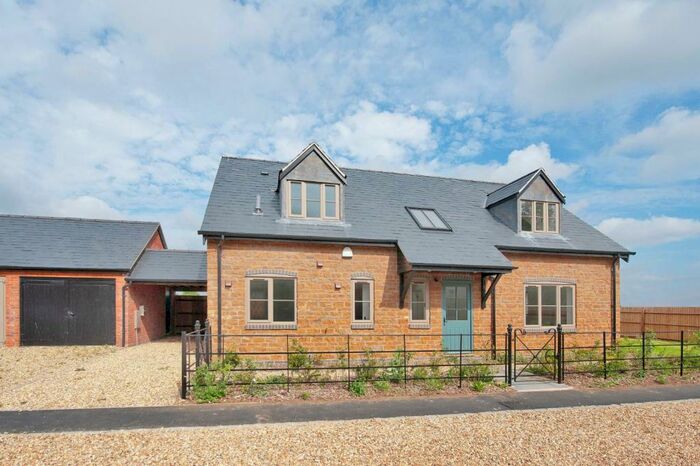 3 Bedroom Detached House To Rent In Heritage Field, Tysoe, Warwick, Warwickshire, CV35