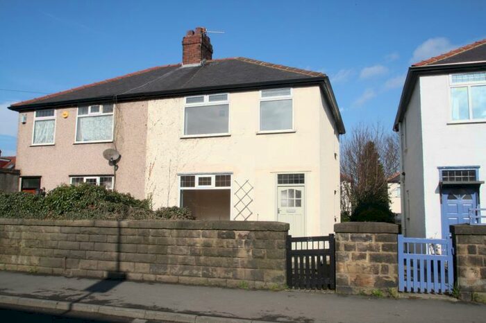 3 Bedroom Semi-Detached House To Rent In Railway Road, Ilkley, LS29
