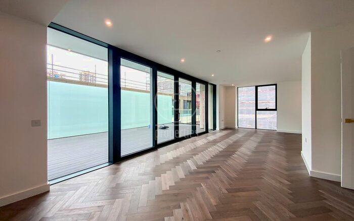 2 Bedroom Flat To Rent In Cashmere Wharf, London Dock, E1W