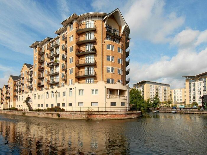 2 Bedroom Flat To Rent In Blakes Quay, Reading, RG1