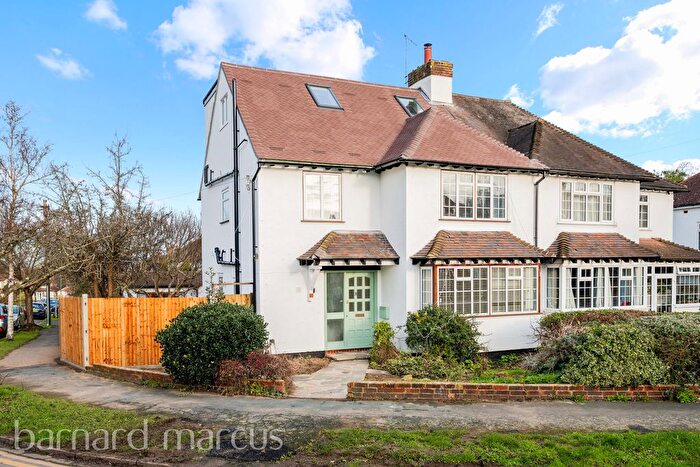 5 Bedroom Property To Rent In Warnham Court Road, Carshalton, SM5